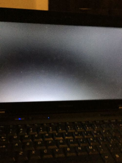 笔记本电脑windows7卡在黑屏怎么办-腾渊论坛